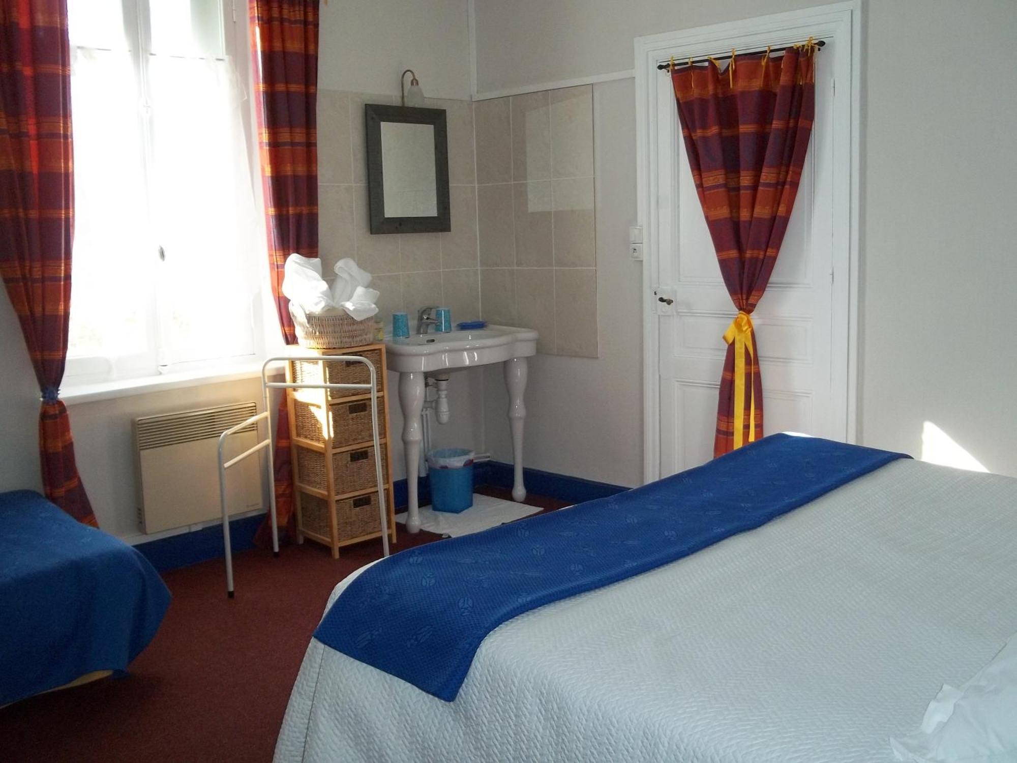 Domaine Saint-Louis Bed & Breakfast Carcassonne Room photo